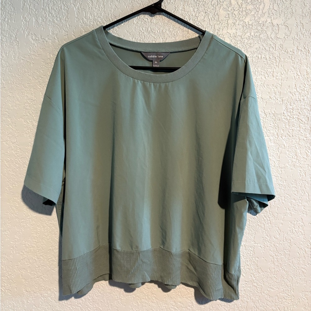 Cobble Lane Women’s Short Sleeve Tee Size XL